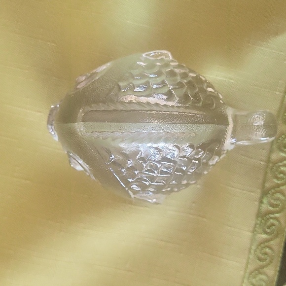 Crystal Clear Fish Figurine - Picture 5 of 6